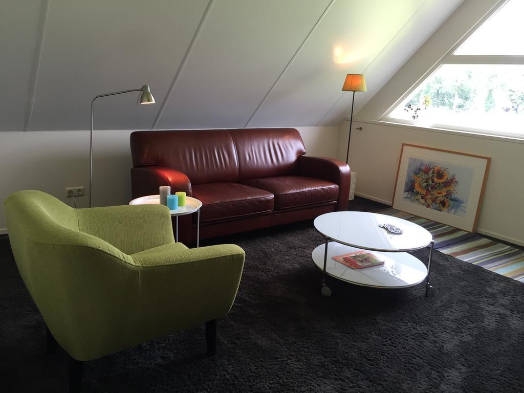 Buitenluttenberg Apartment ภายนอก รูปภาพ